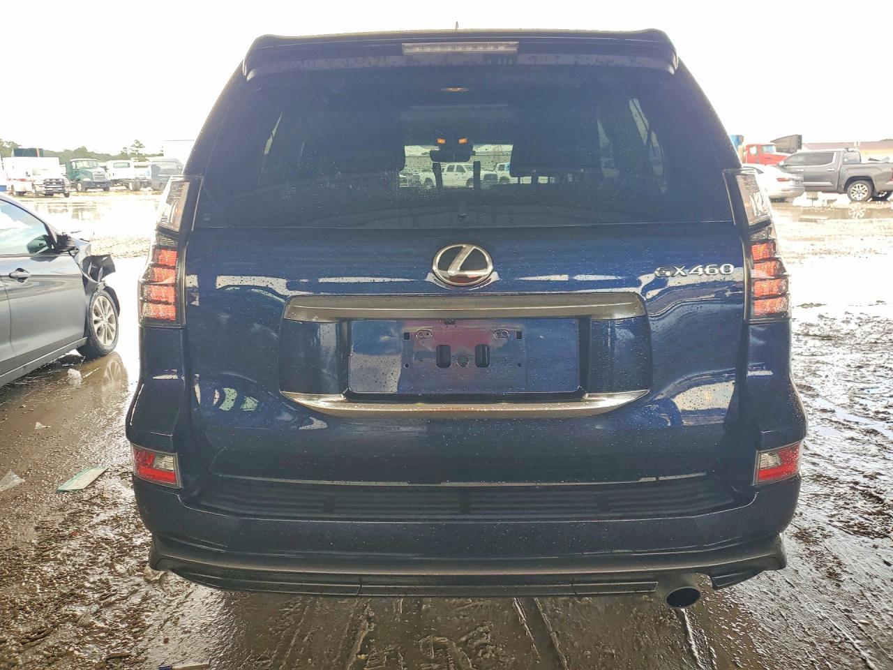2023 LEXUS GX 460 — фото 6