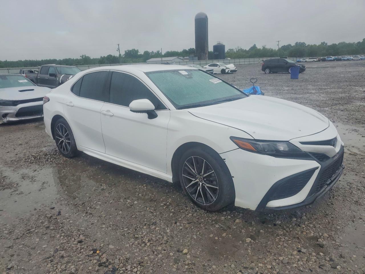 2021 TOYOTA CAMRY — фото 4