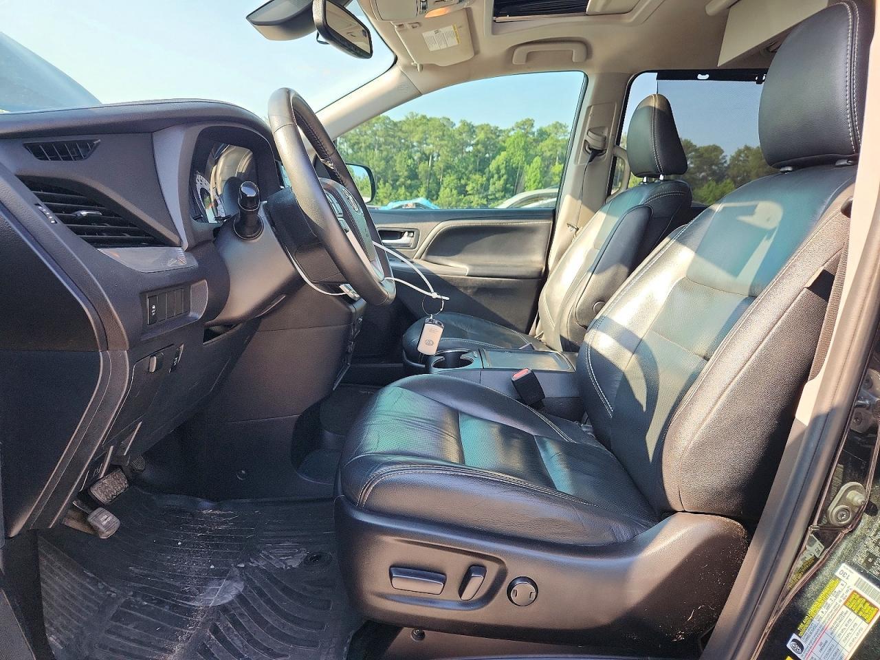 2018 TOYOTA SIENNA — фото 7