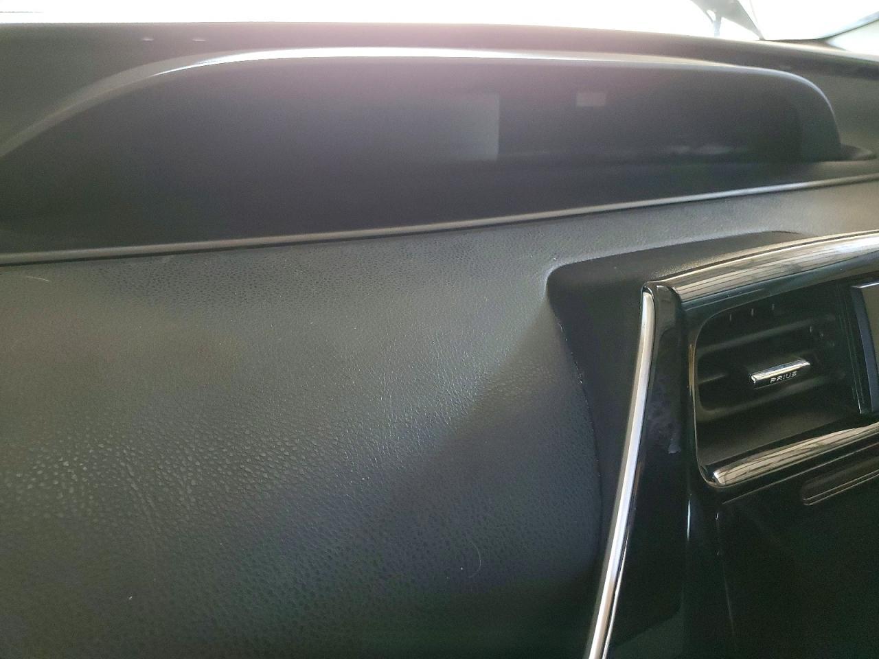 2017 TOYOTA PRIUS — фото 9