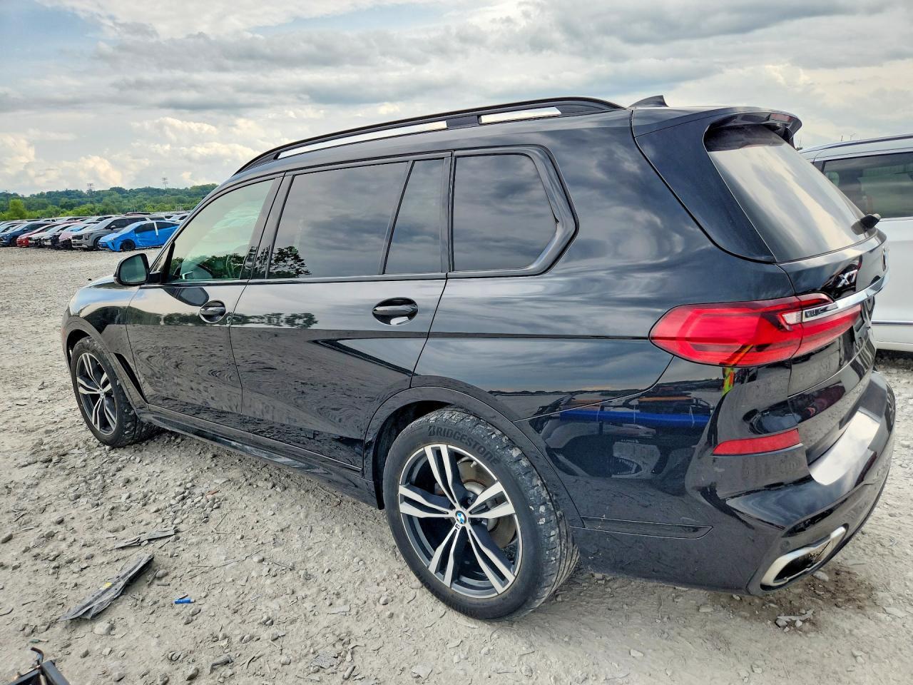 2020 BMW X7 — фото 2