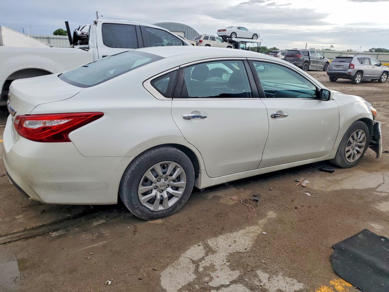 2016 NISSAN ALTIMA — фото 3