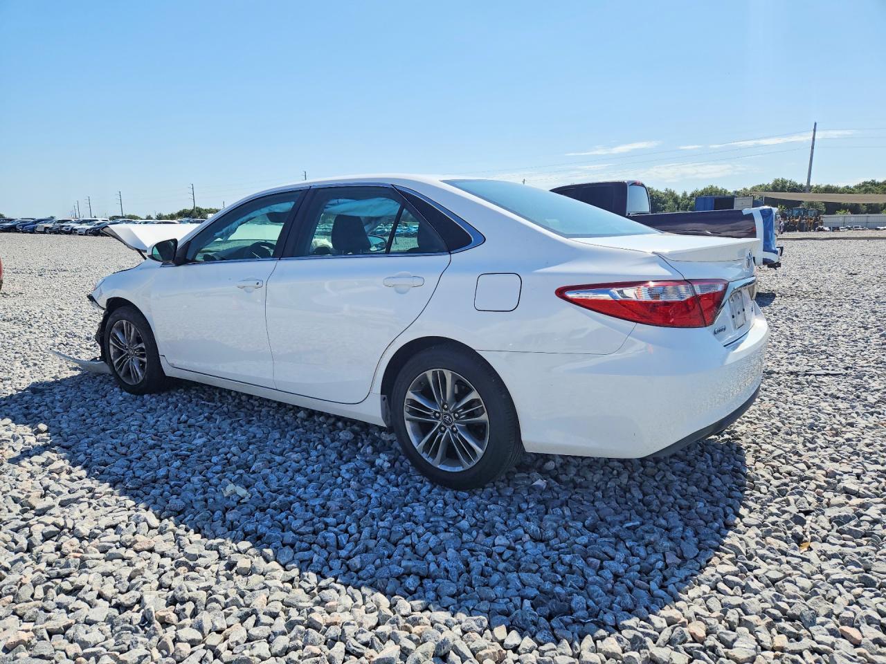 2017 TOYOTA CAMRY — фото 2