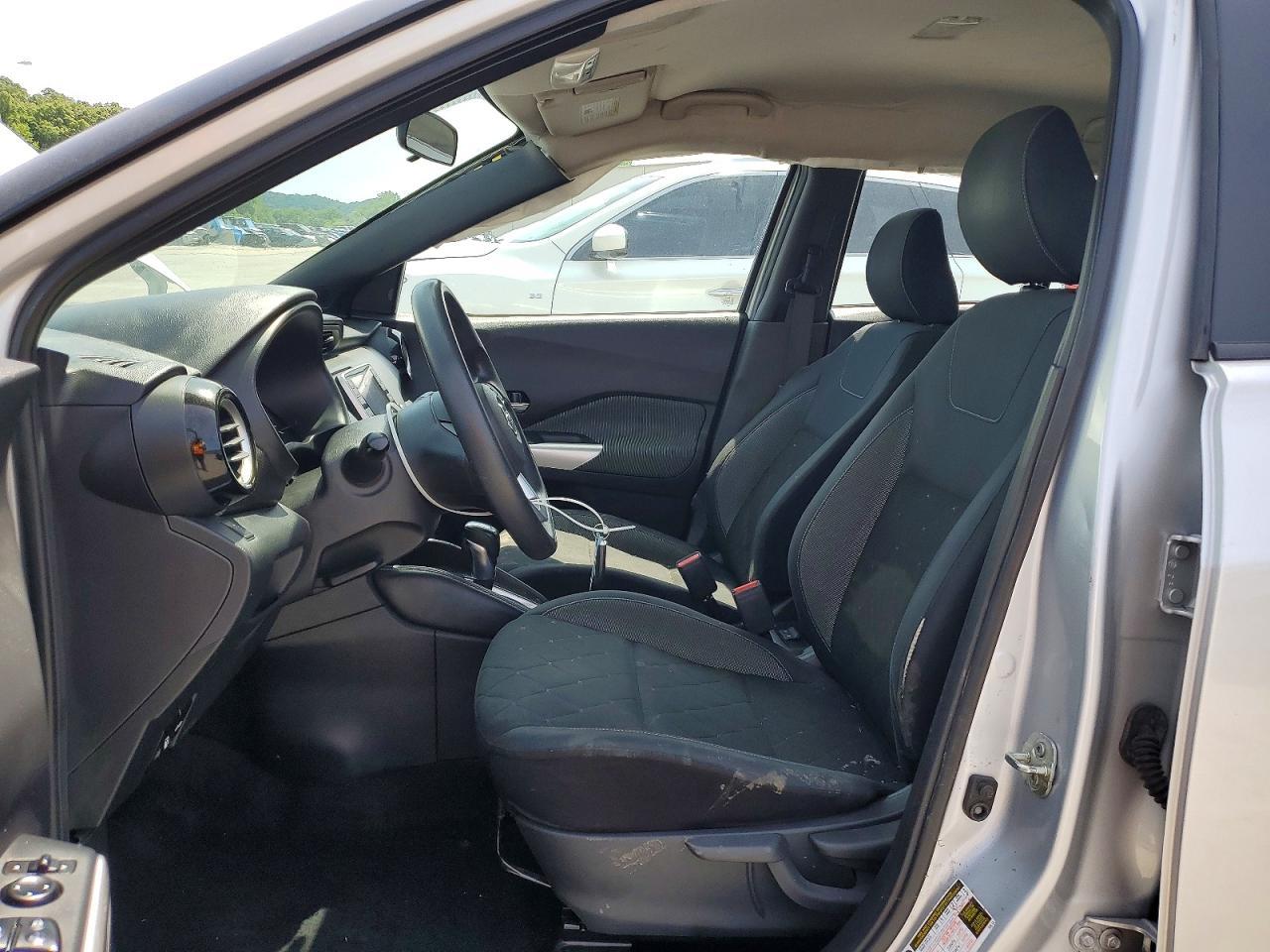 2019 NISSAN KICKS — фото 7
