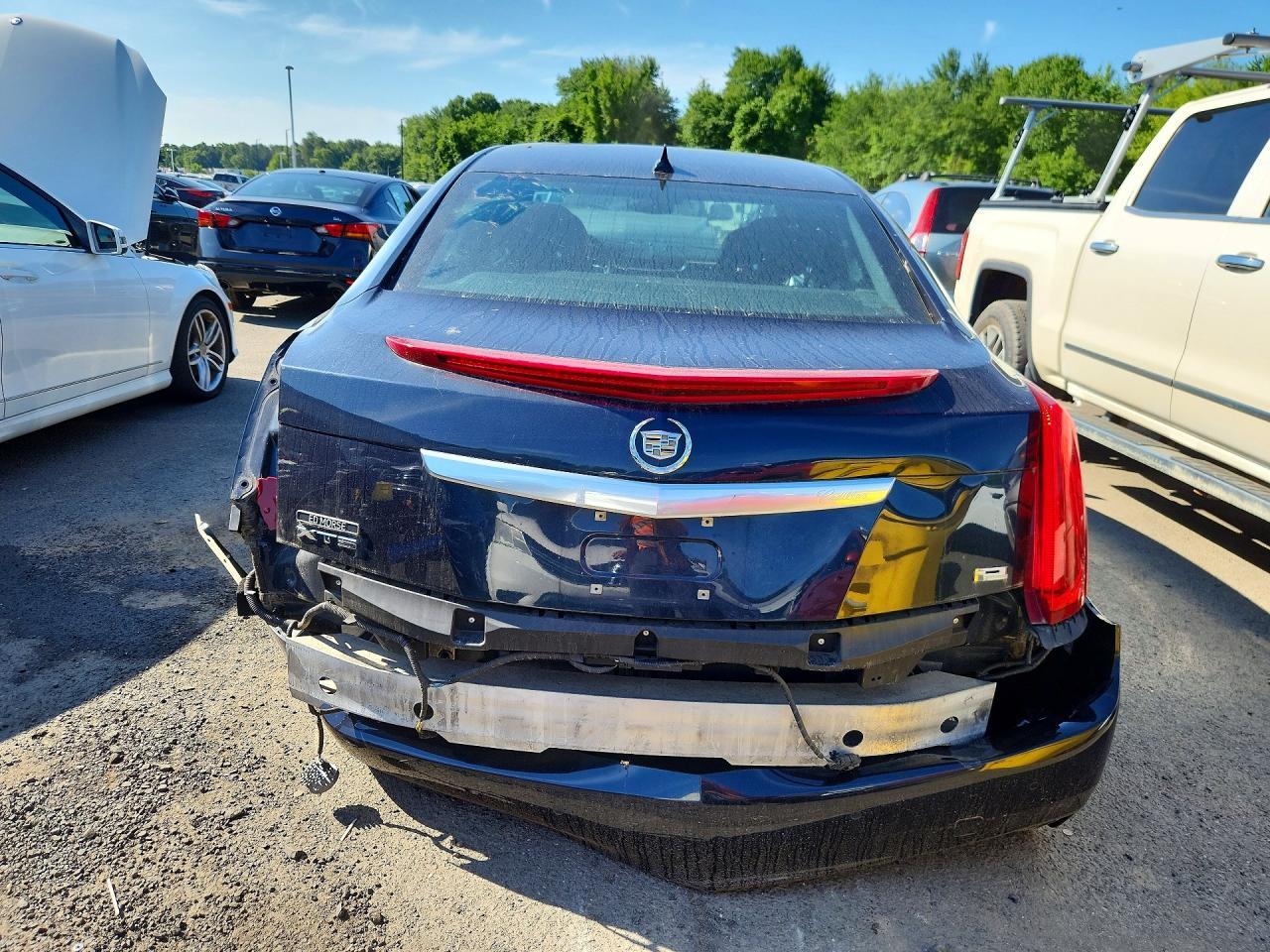 CADILLAC XTS