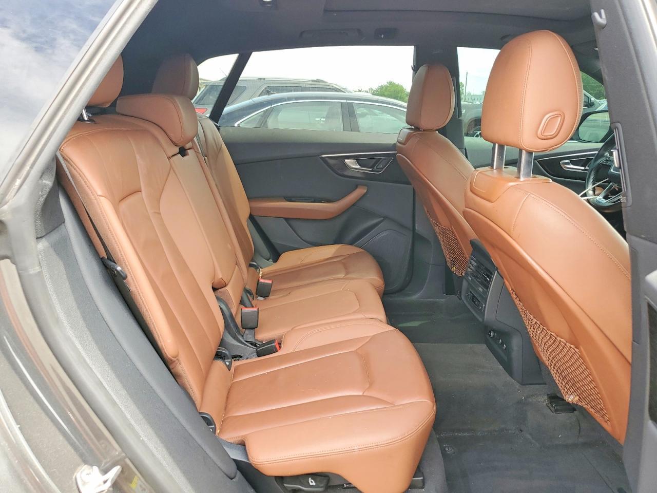 2019 AUDI Q8 — фото 11