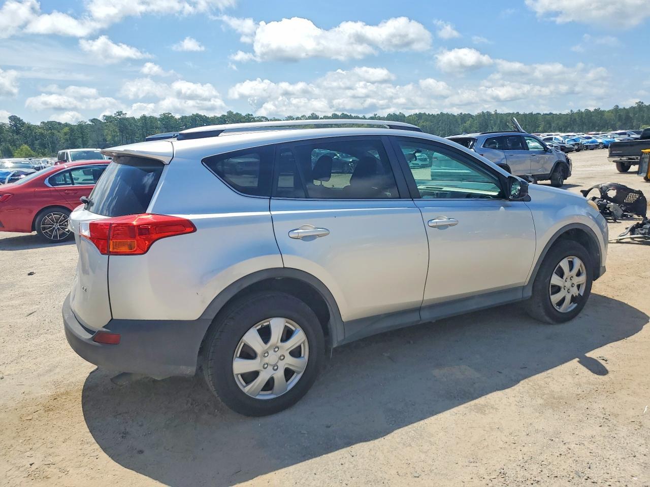 2014 TOYOTA RAV4 — фото 3