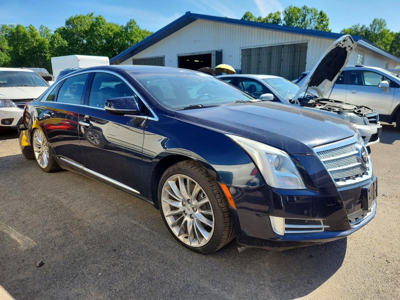 CADILLAC XTS
