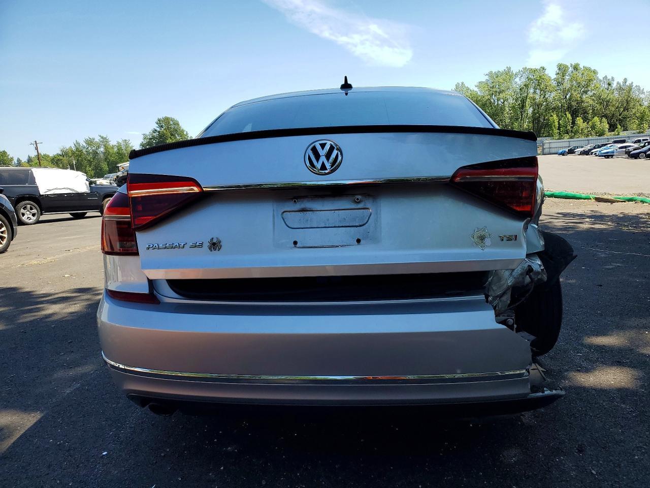 2017 VOLKSWAGEN PASSAT — фото 6
