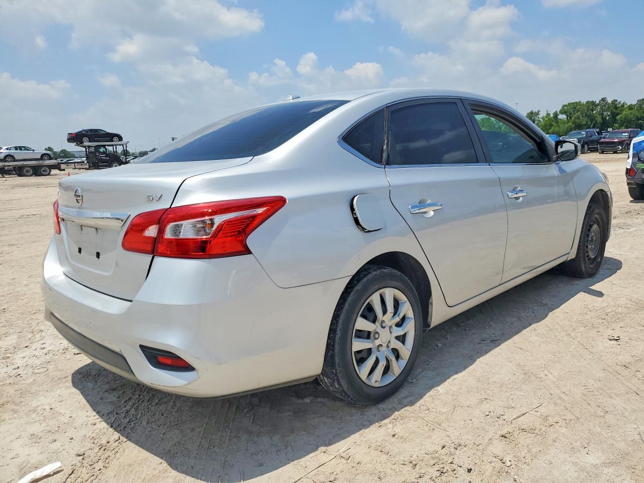 2019 NISSAN SENTRA — фото 3