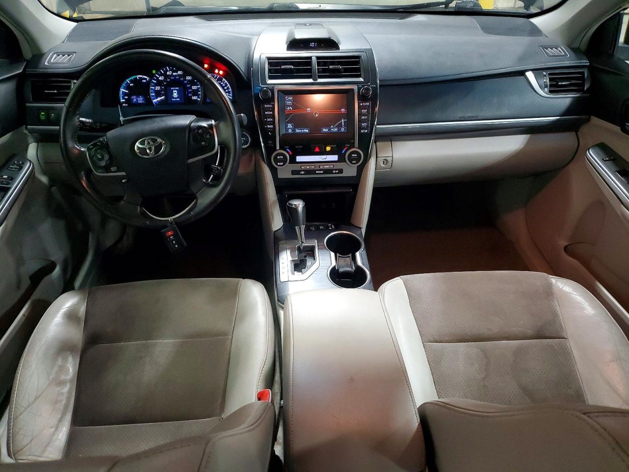 2013 TOYOTA CAMRY HYBRID — фото 8