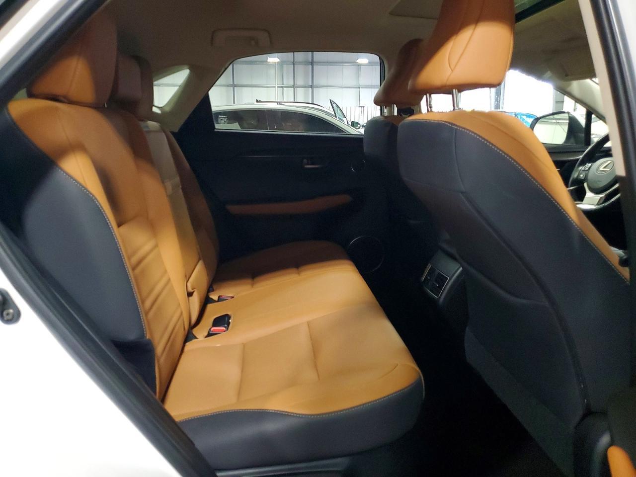 2020 LEXUS NX 300H — фото 11