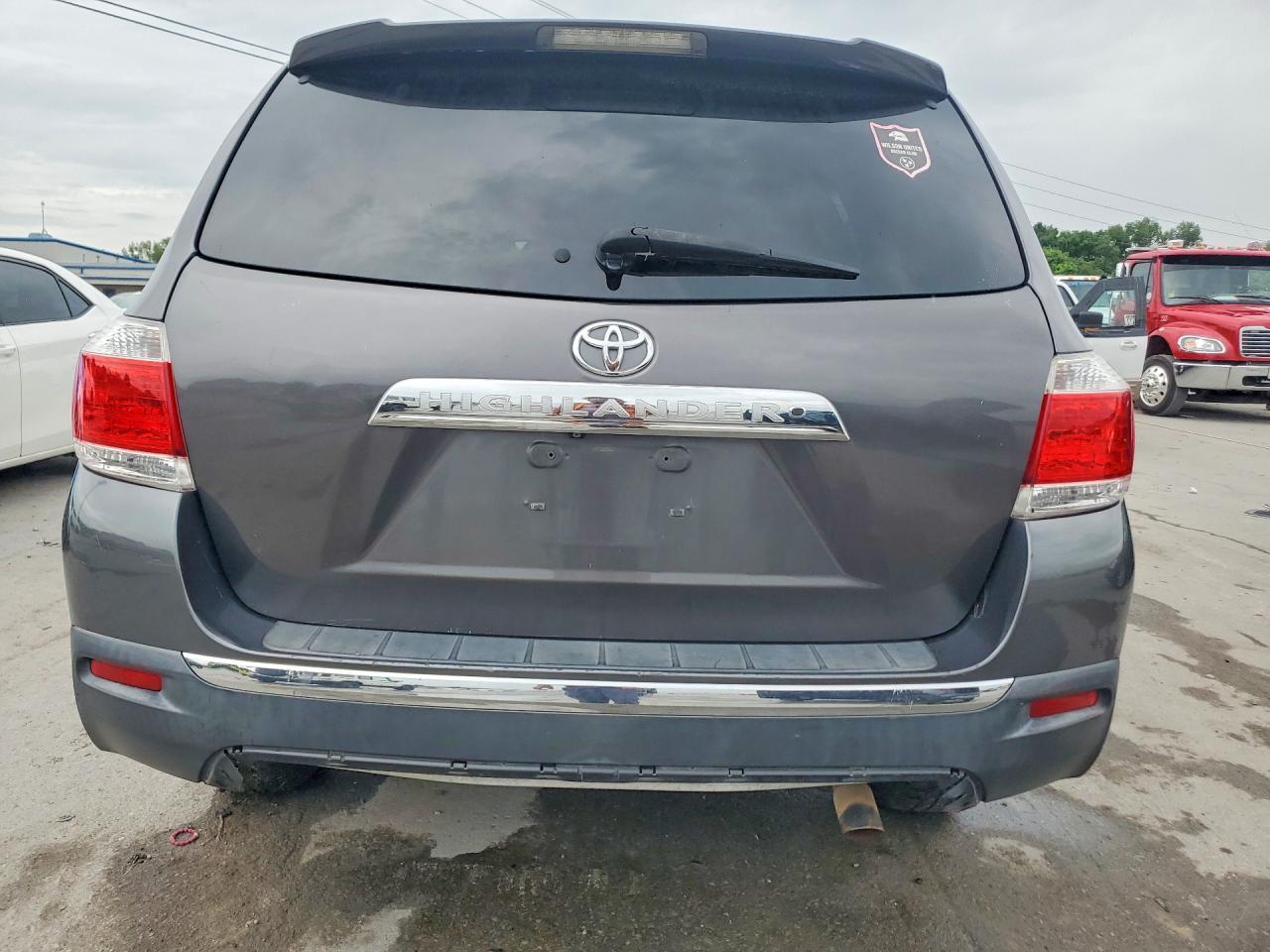 2011 TOYOTA HIGHLANDER — фото 6