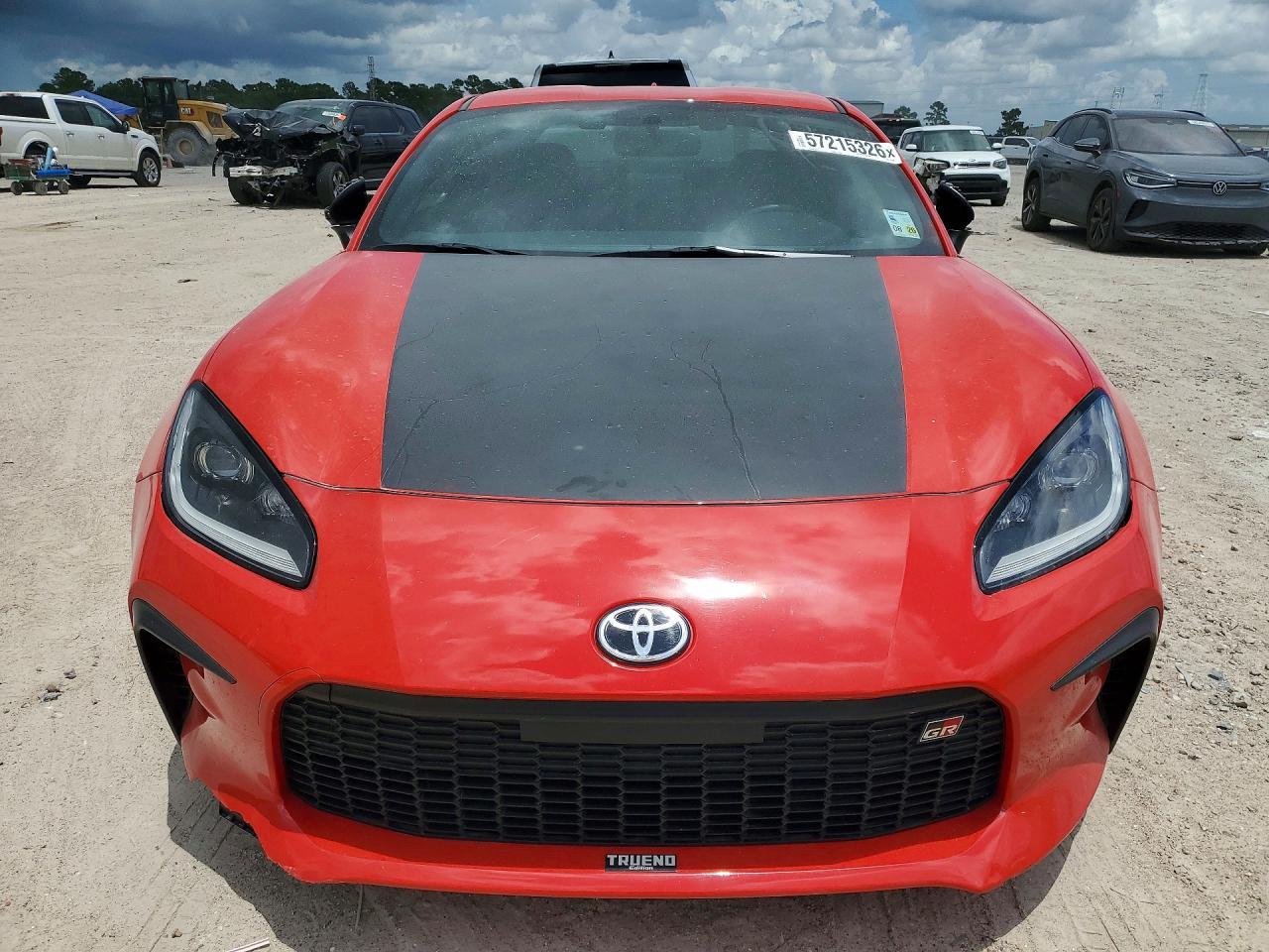 TOYOTA GR86