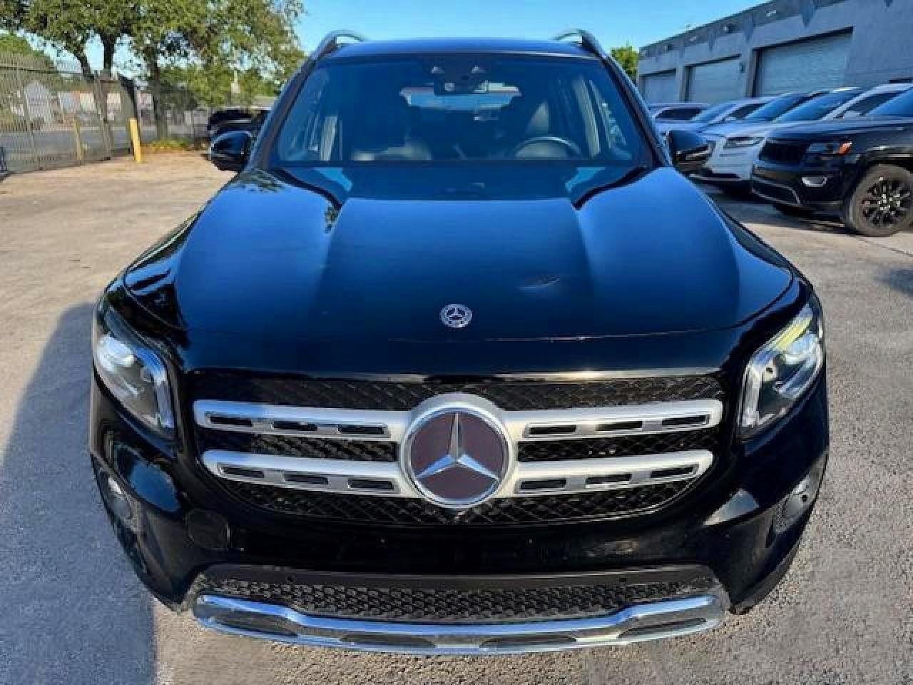MERCEDES-BENZ GLB-CLASS