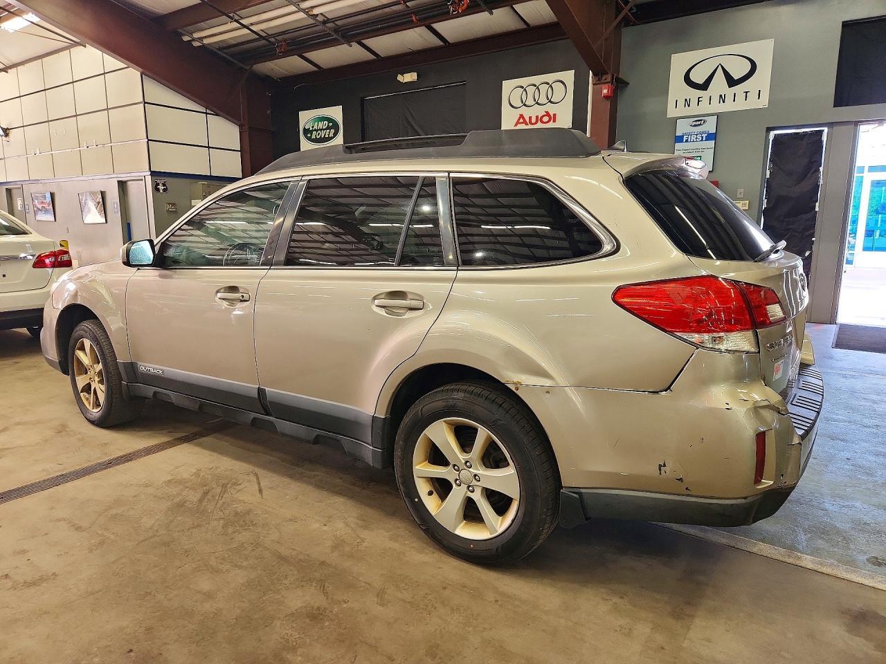 2014 SUBARU OUTBACK — фото 2