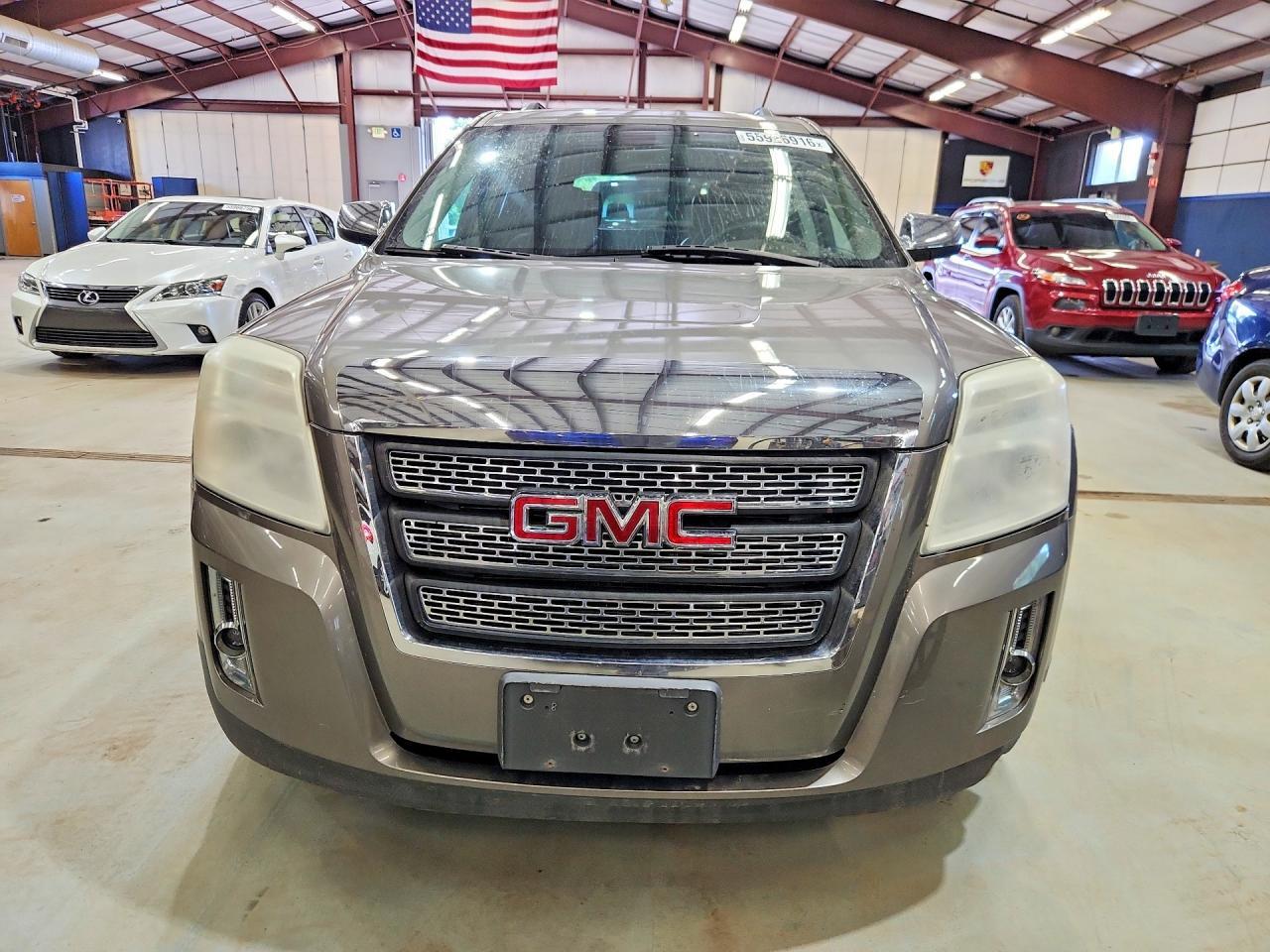 2010 GMC TERRAIN — фото 5