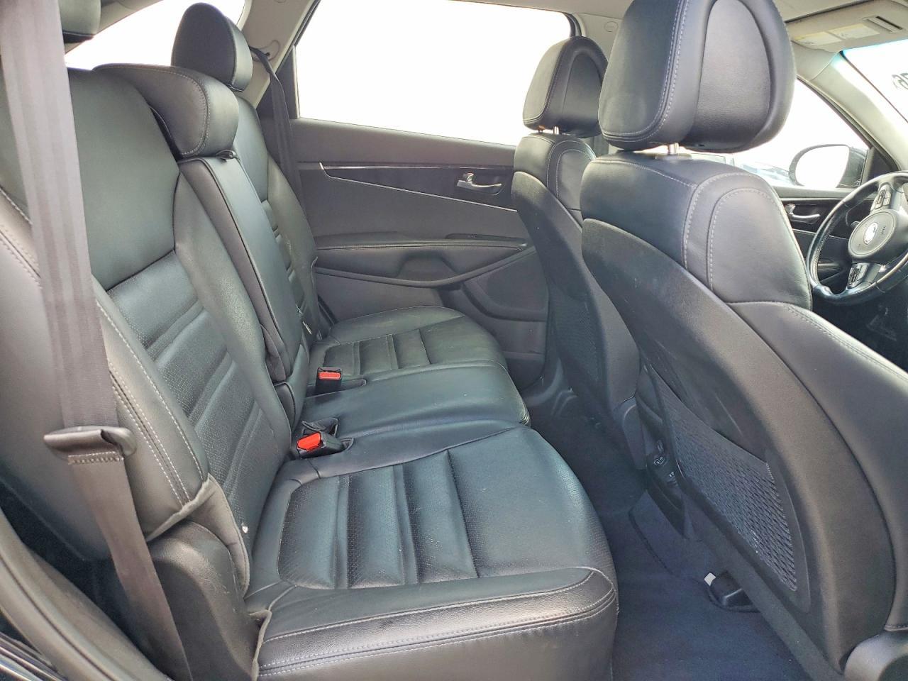 2016 KIA SORENTO — фото 11