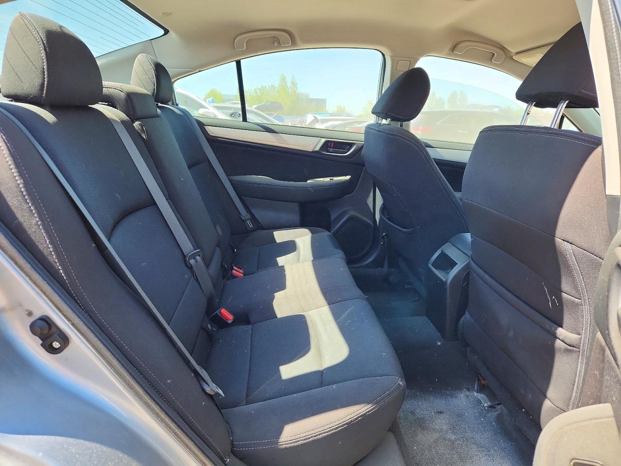 2017 SUBARU LEGACY — фото 10