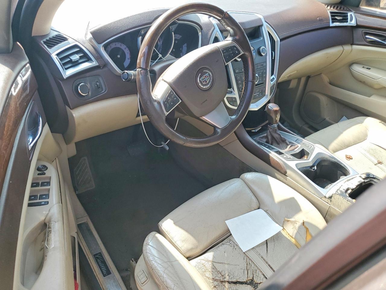 CADILLAC SRX