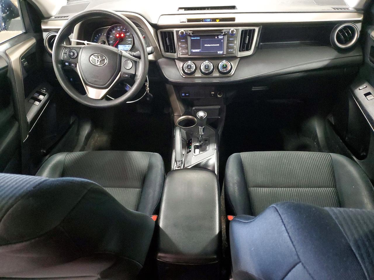 2015 TOYOTA RAV4 — фото 8