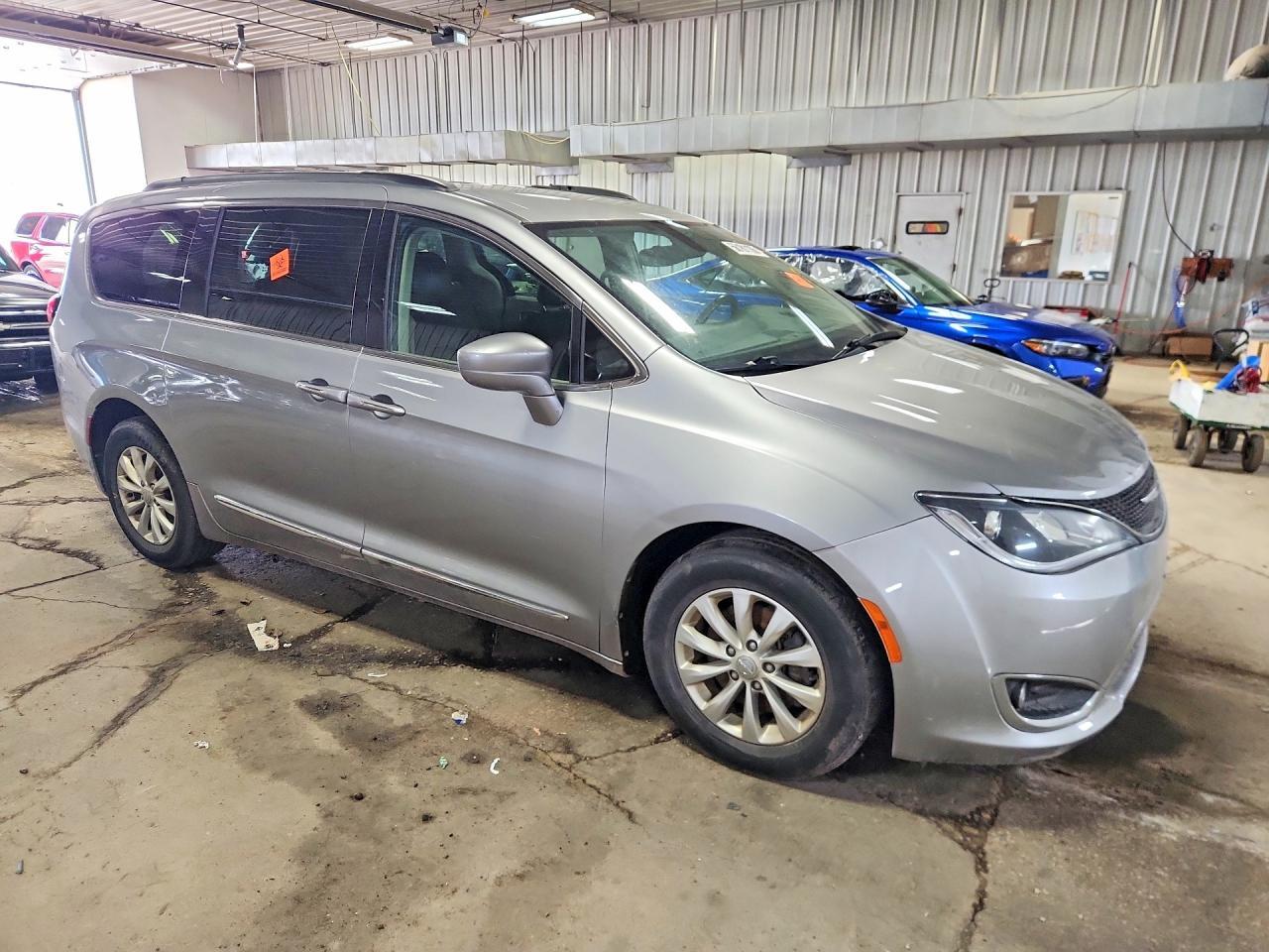 2017 CHRYSLER PACIFICA — фото 4
