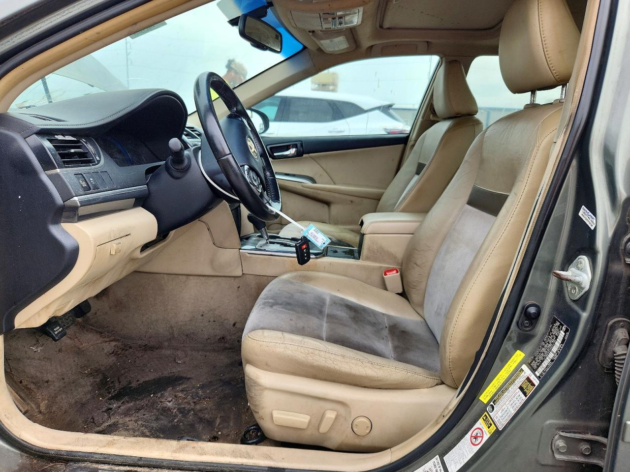 2012 TOYOTA CAMRY HYBRID — фото 7