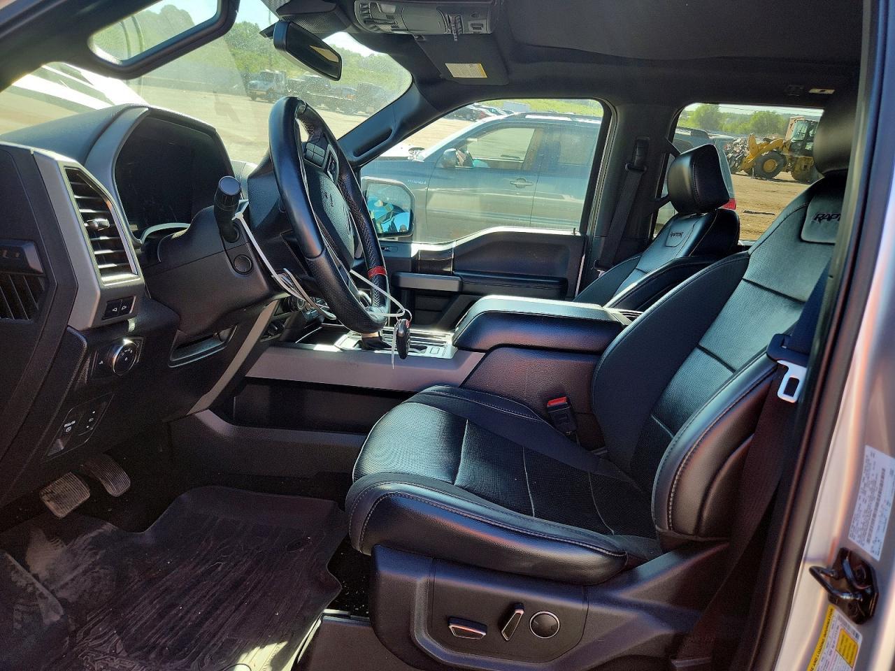 2019 FORD F-150 — фото 7