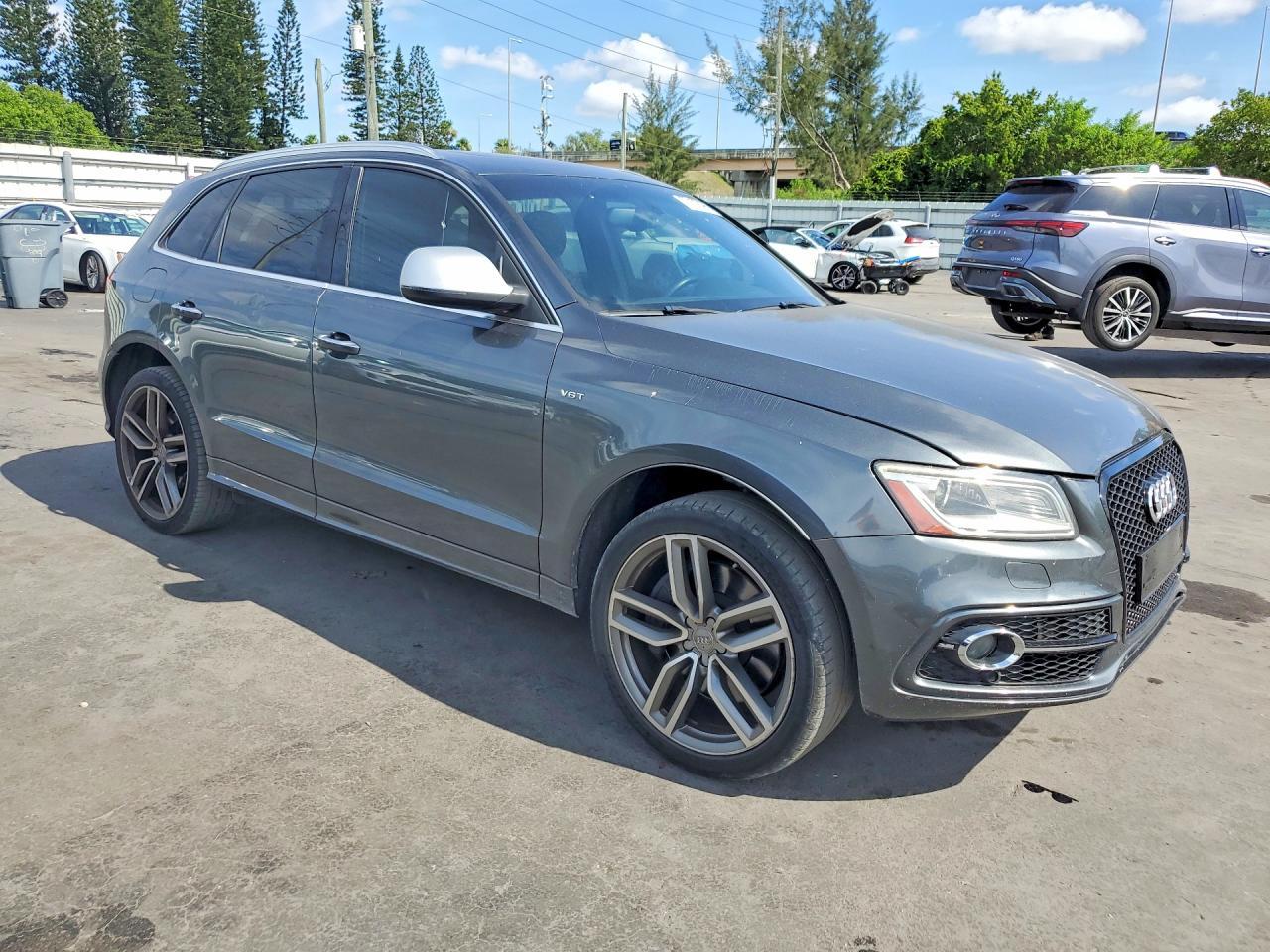 2015 AUDI SQ5 — фото 4