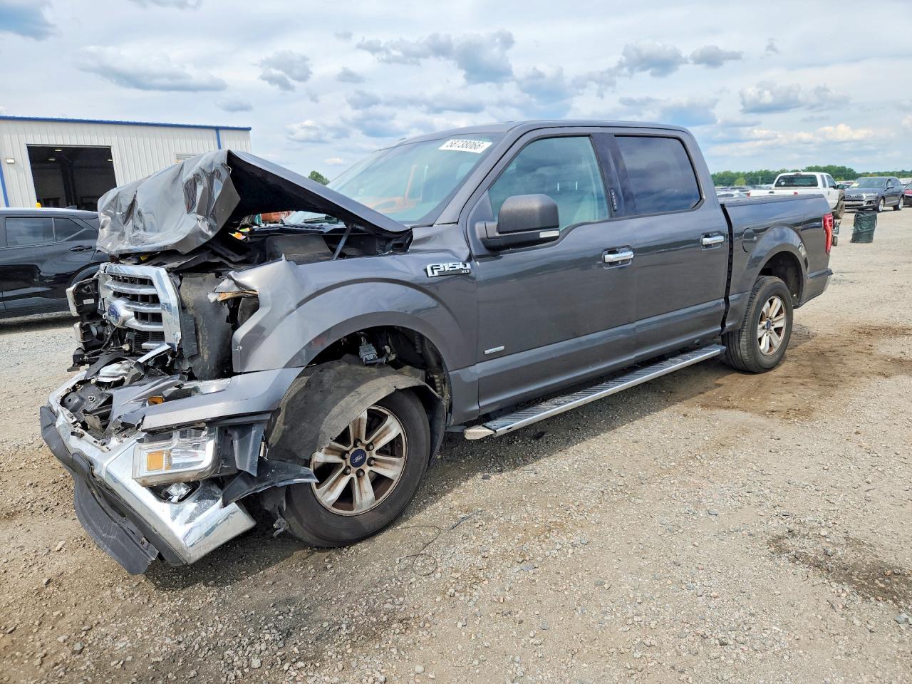 2015 FORD F-150 — фото 1