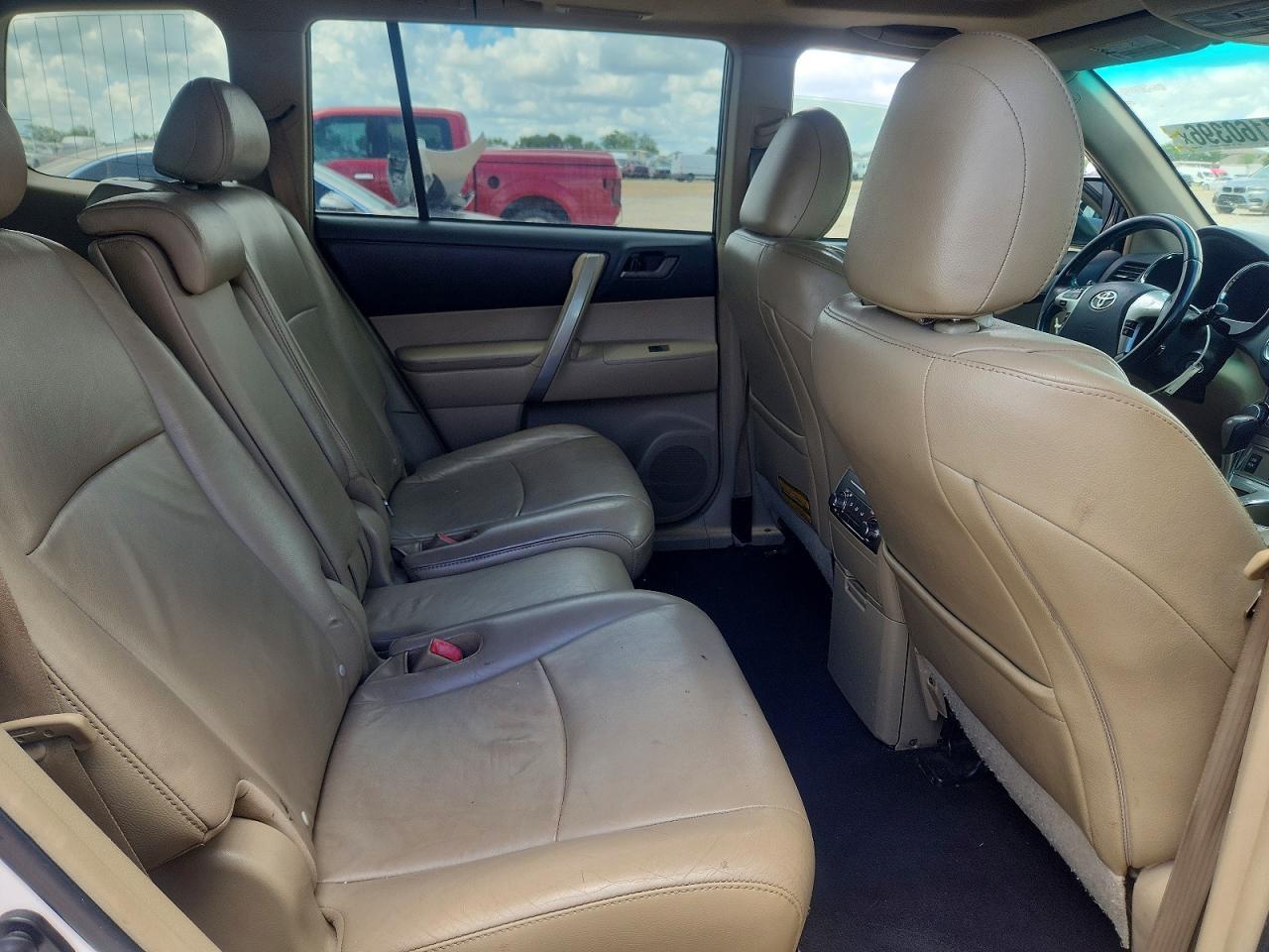 2012 TOYOTA HIGHLANDER — фото 11