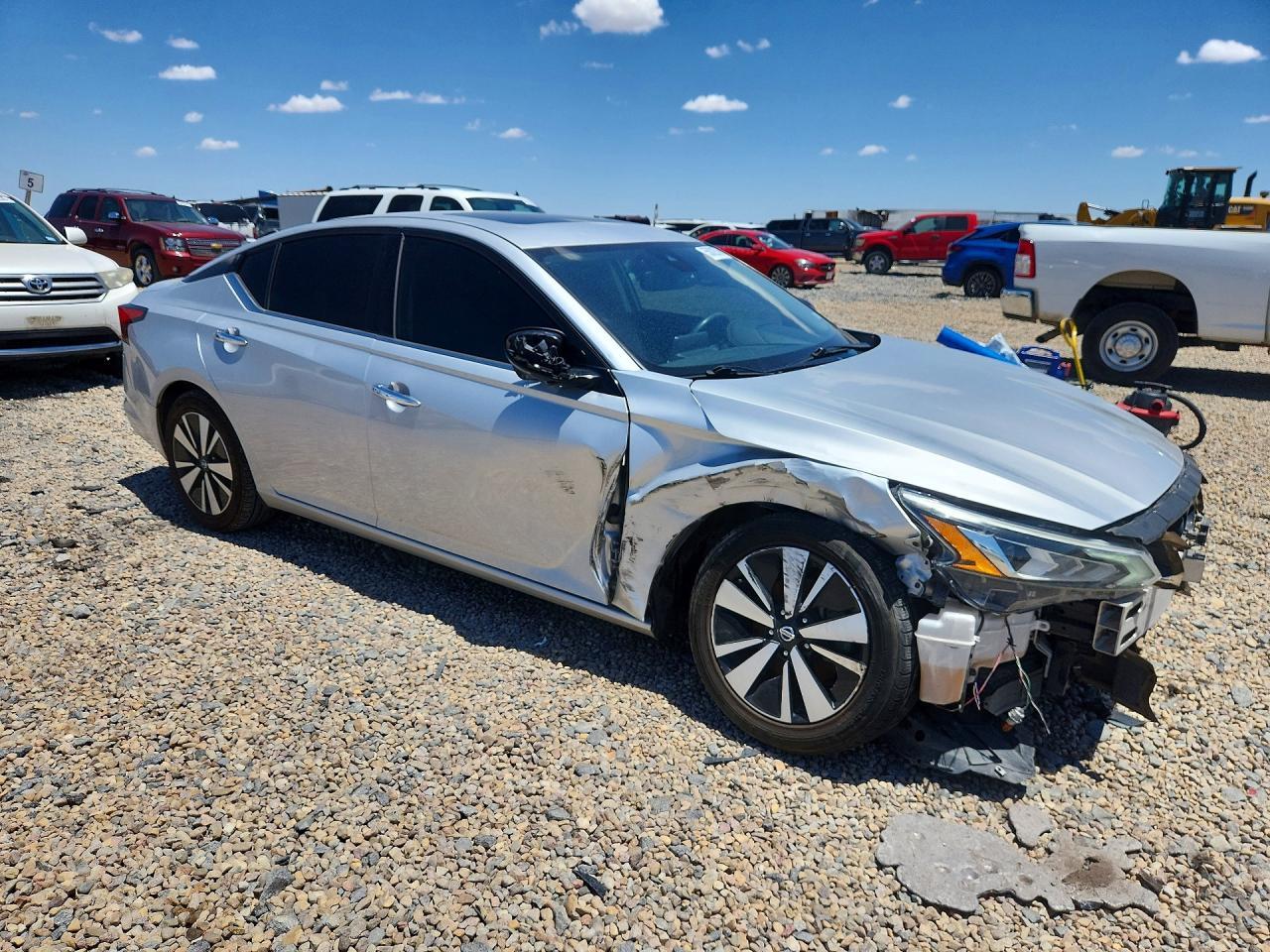 2019 NISSAN ALTIMA — фото 4