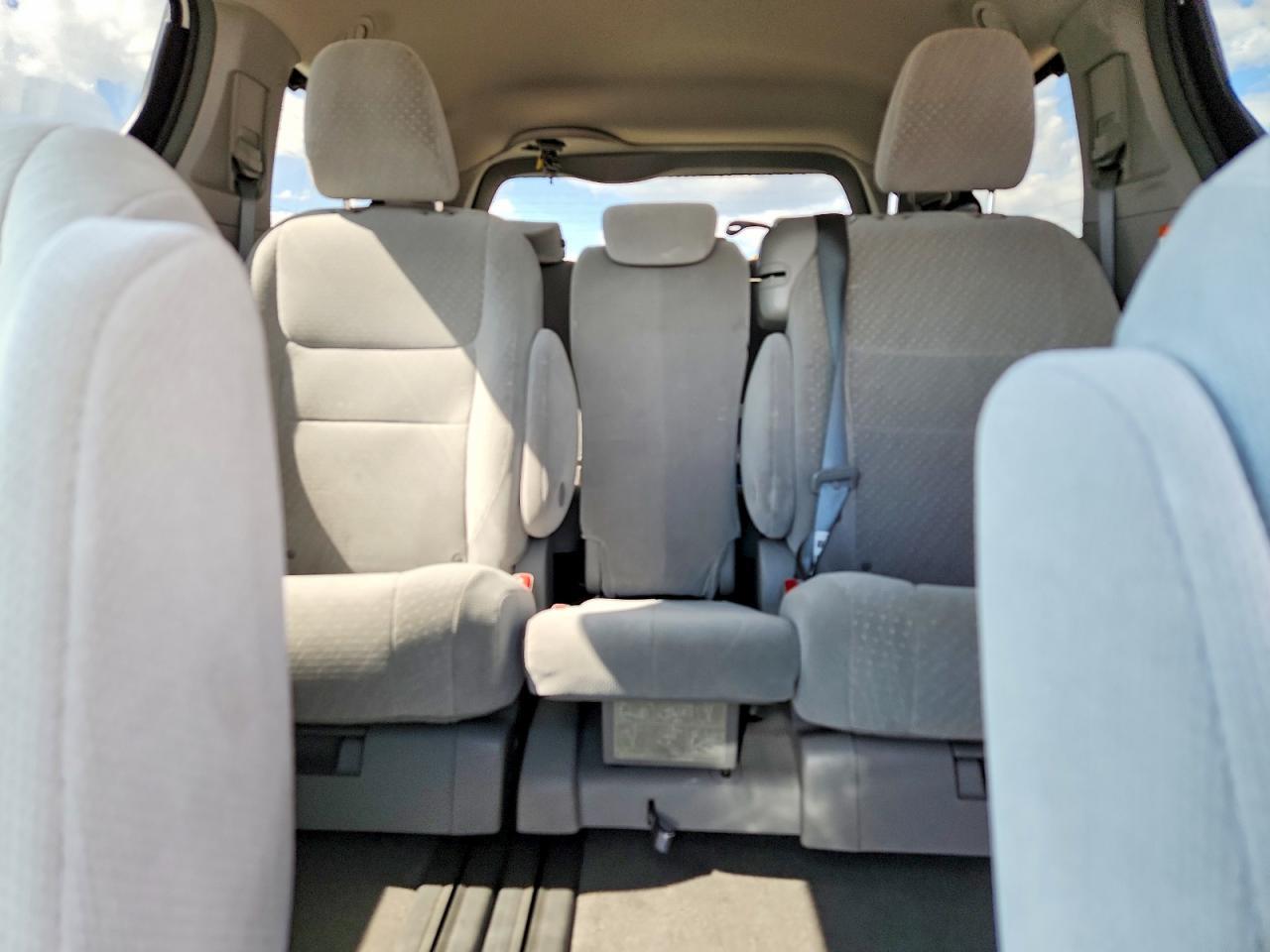 2018 TOYOTA SIENNA — фото 10