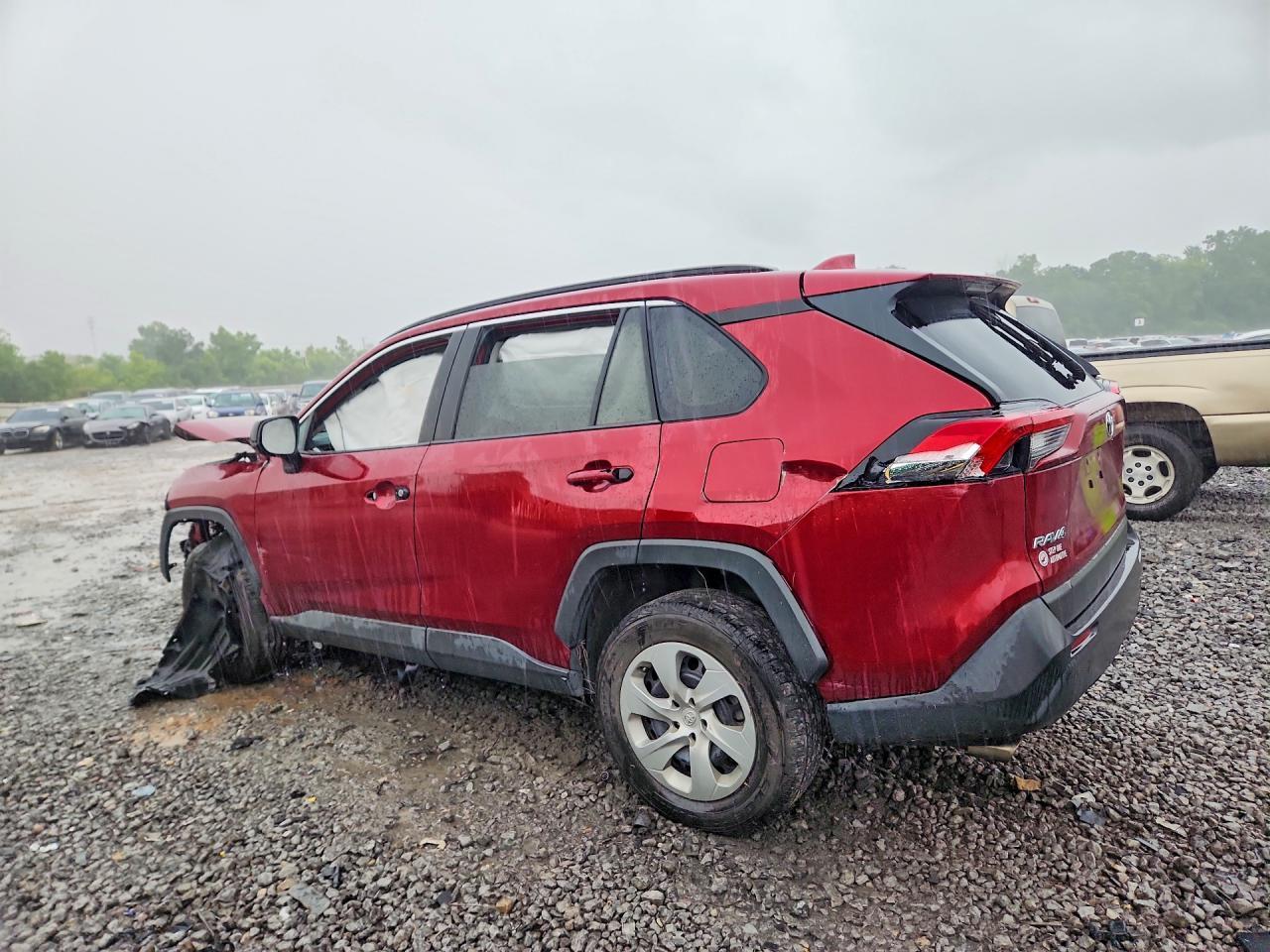 2019 TOYOTA RAV4 — фото 2