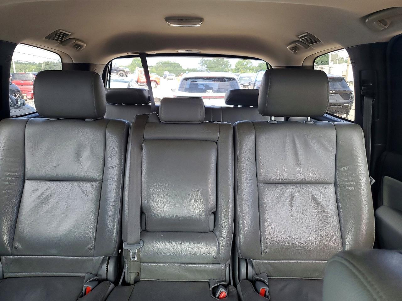 2019 TOYOTA SEQUOIA — фото 10