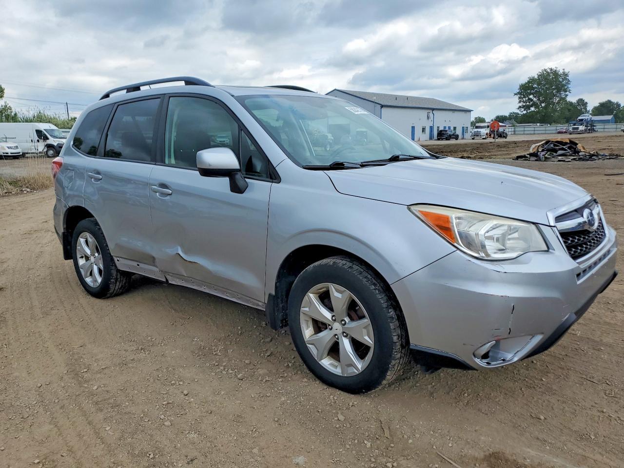 2015 SUBARU FORESTER — фото 4