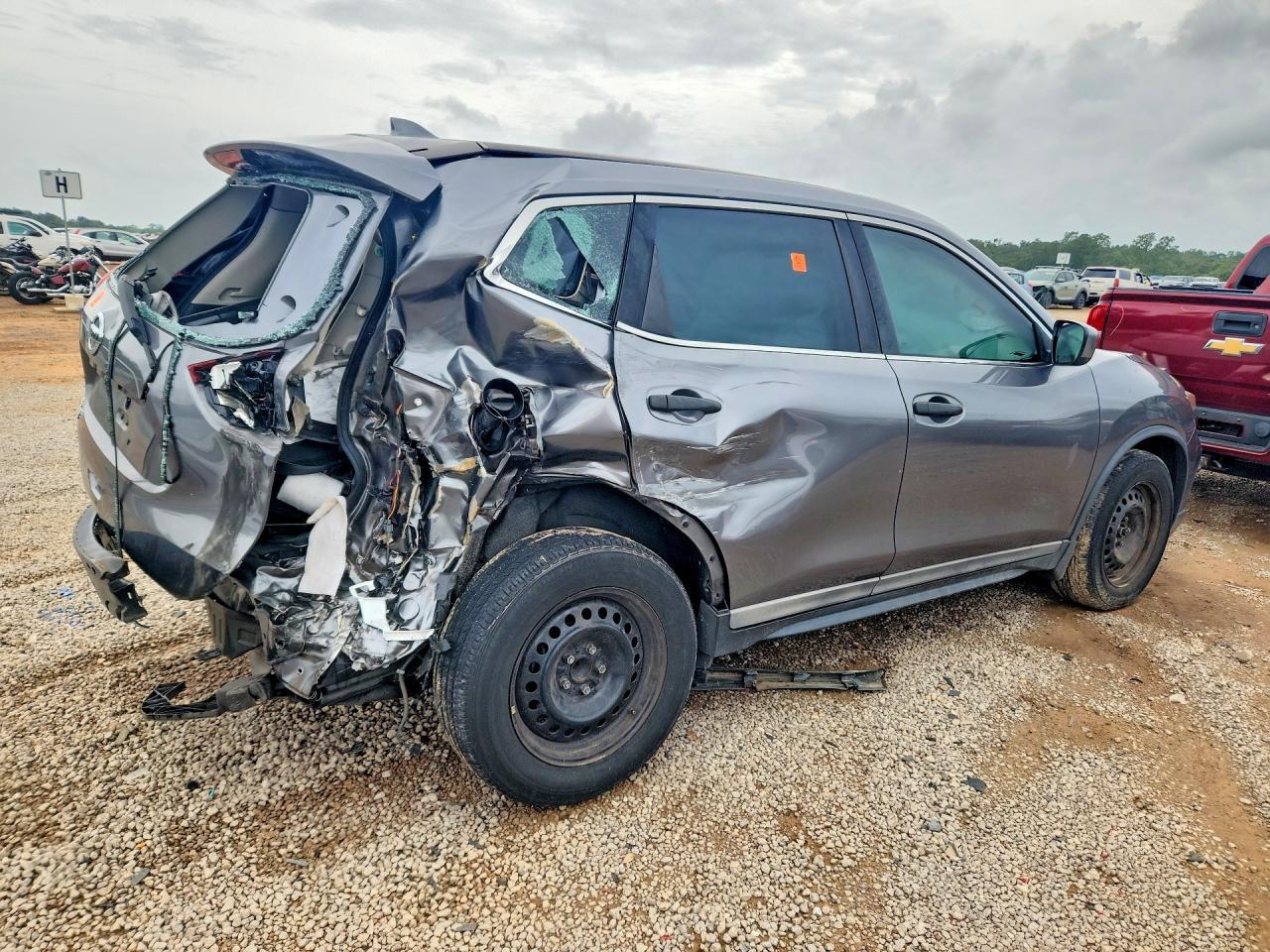 2018 NISSAN ROGUE — фото 3
