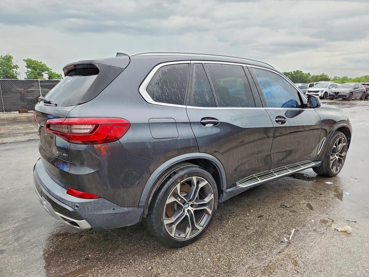 2020 BMW X5 — фото 3