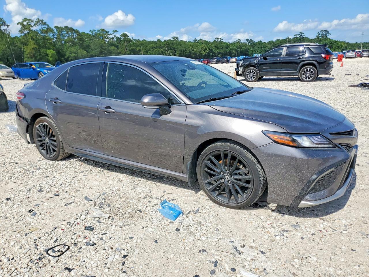 2022 TOYOTA CAMRY — фото 4