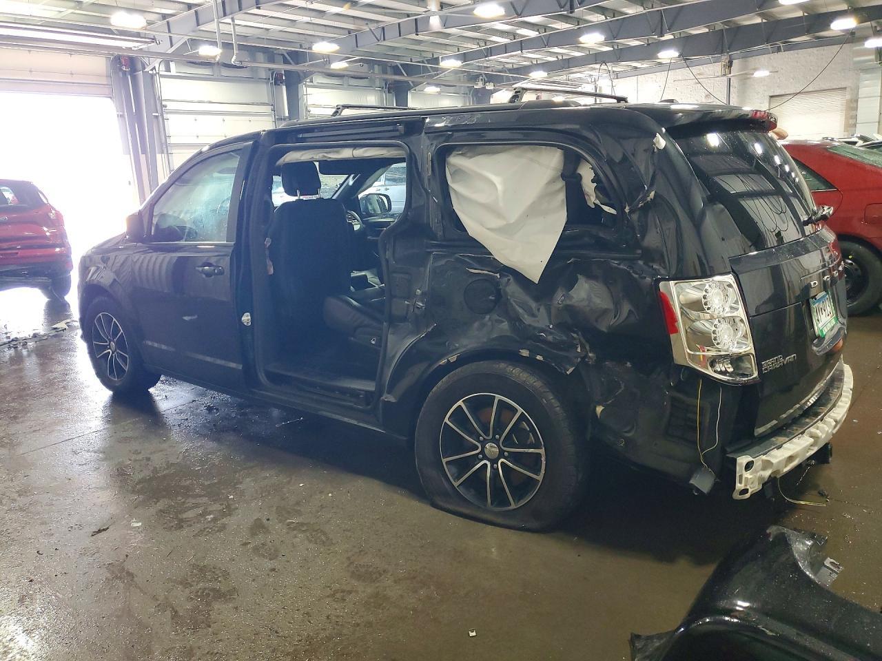 2018 DODGE GRAND CARAVAN — фото 2