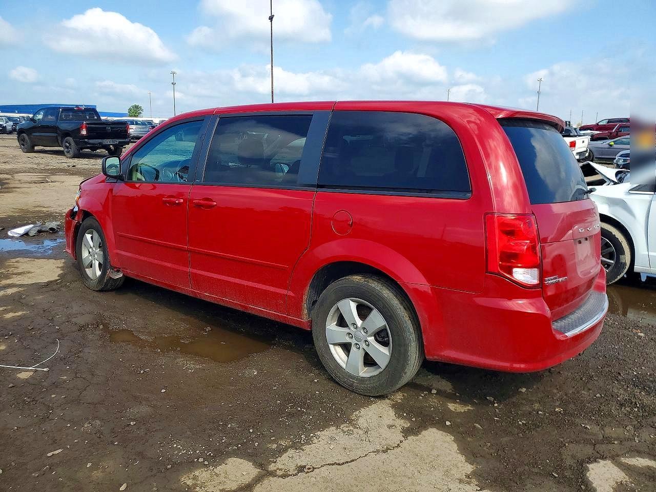 2013 DODGE GRAND CARAVAN — фото 2