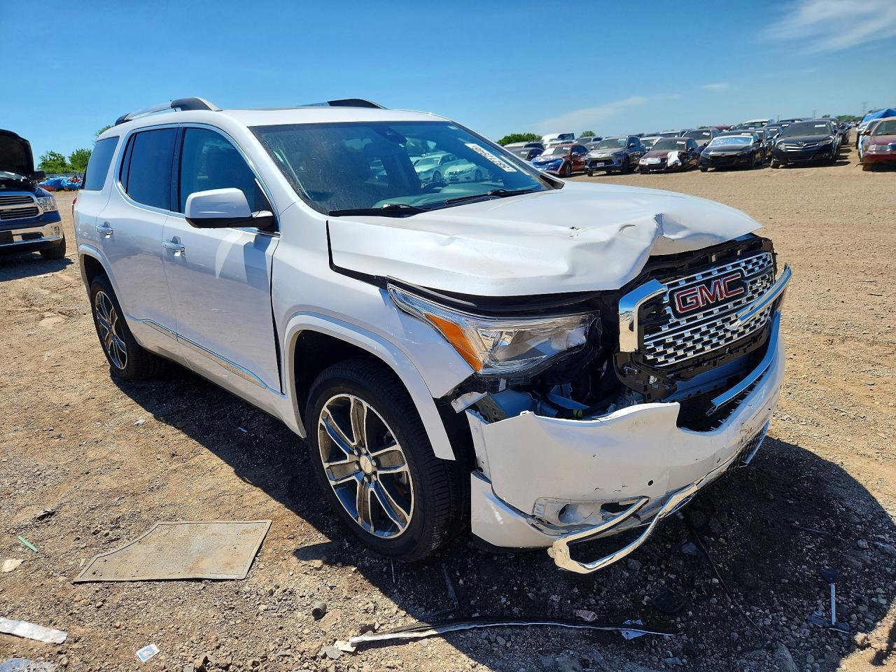 2019 GMC ACADIA — фото 4