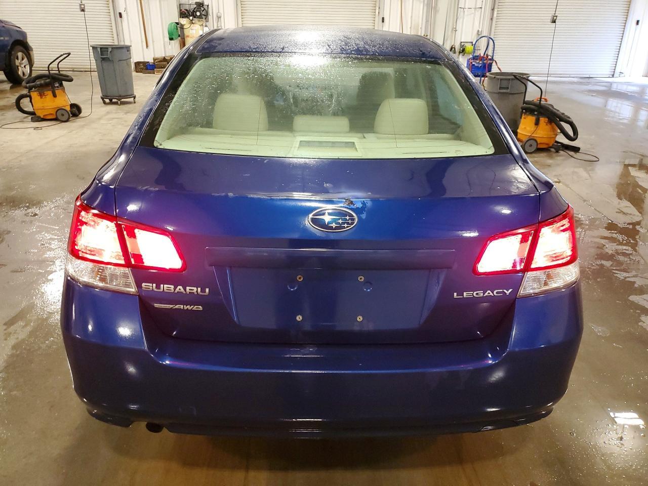 2011 SUBARU LEGACY — фото 6