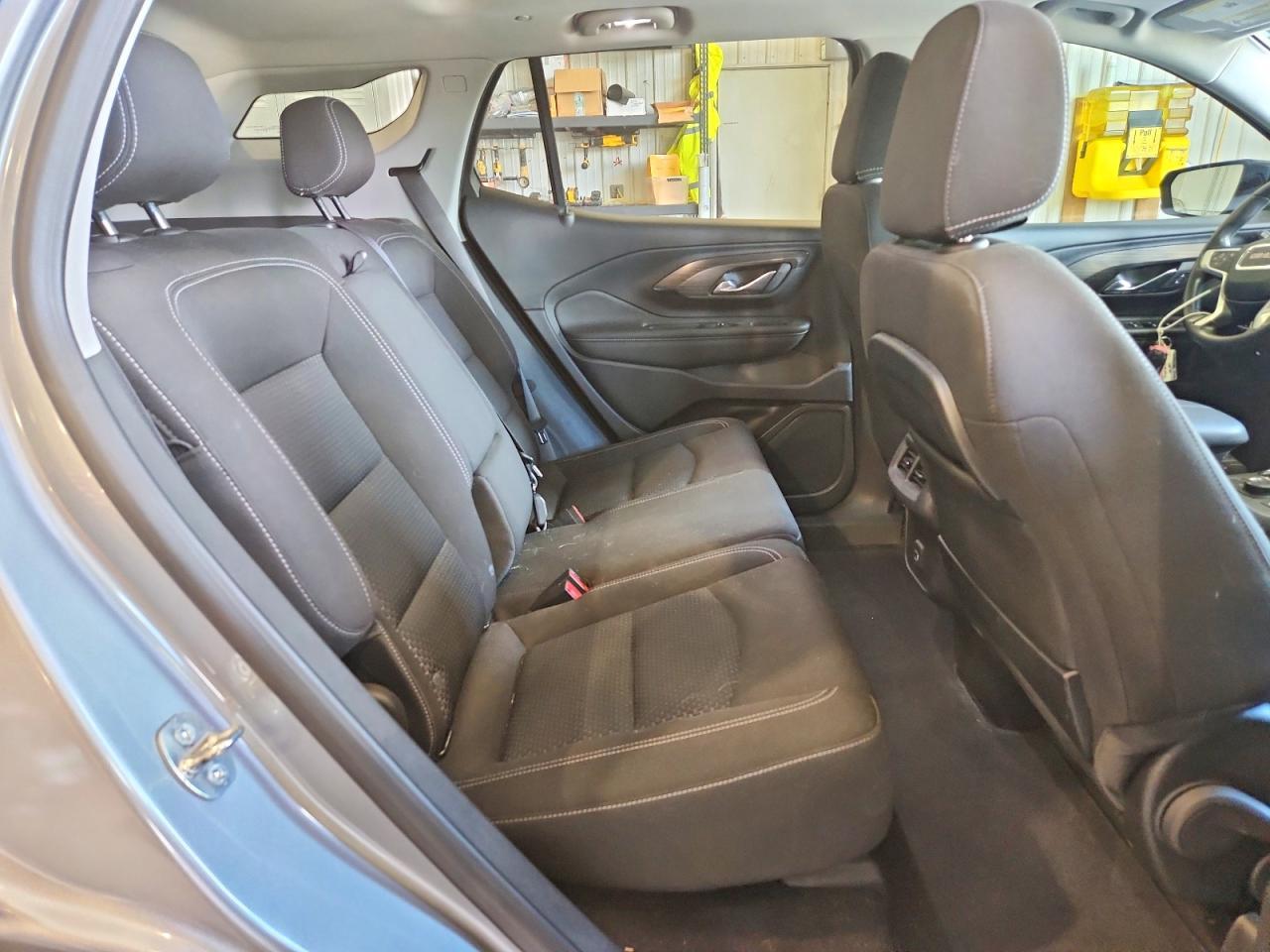 2023 GMC TERRAIN — фото 10