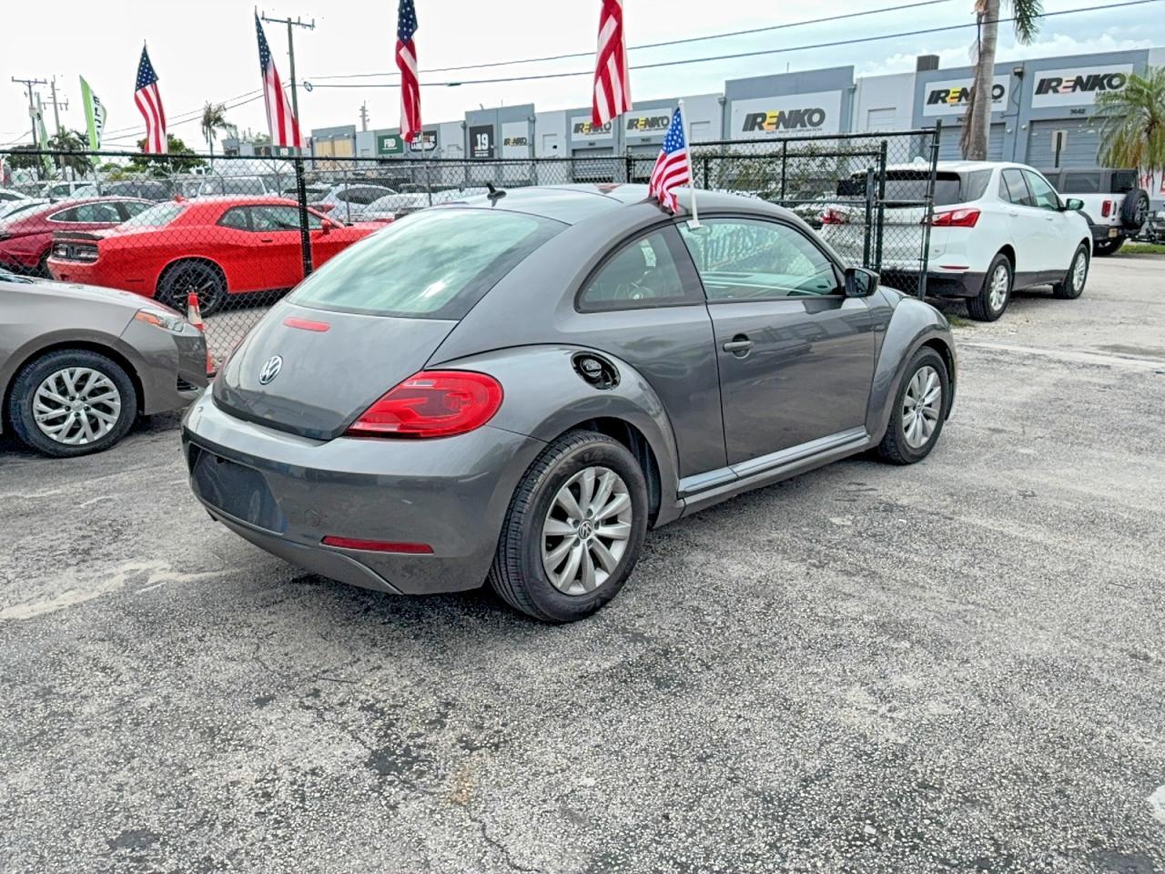 VOLKSWAGEN BEETLE