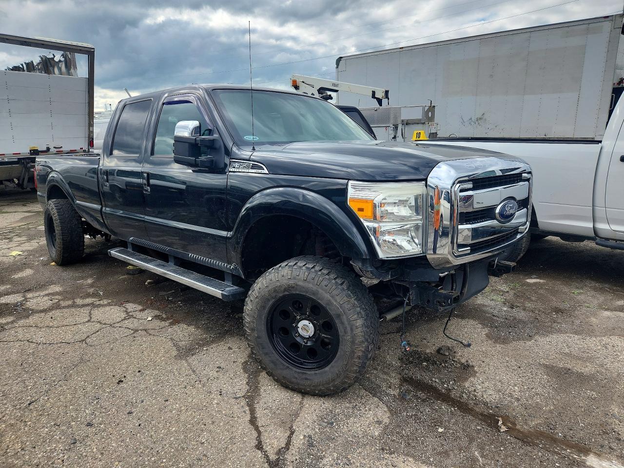 2015 FORD F-350 — фото 4