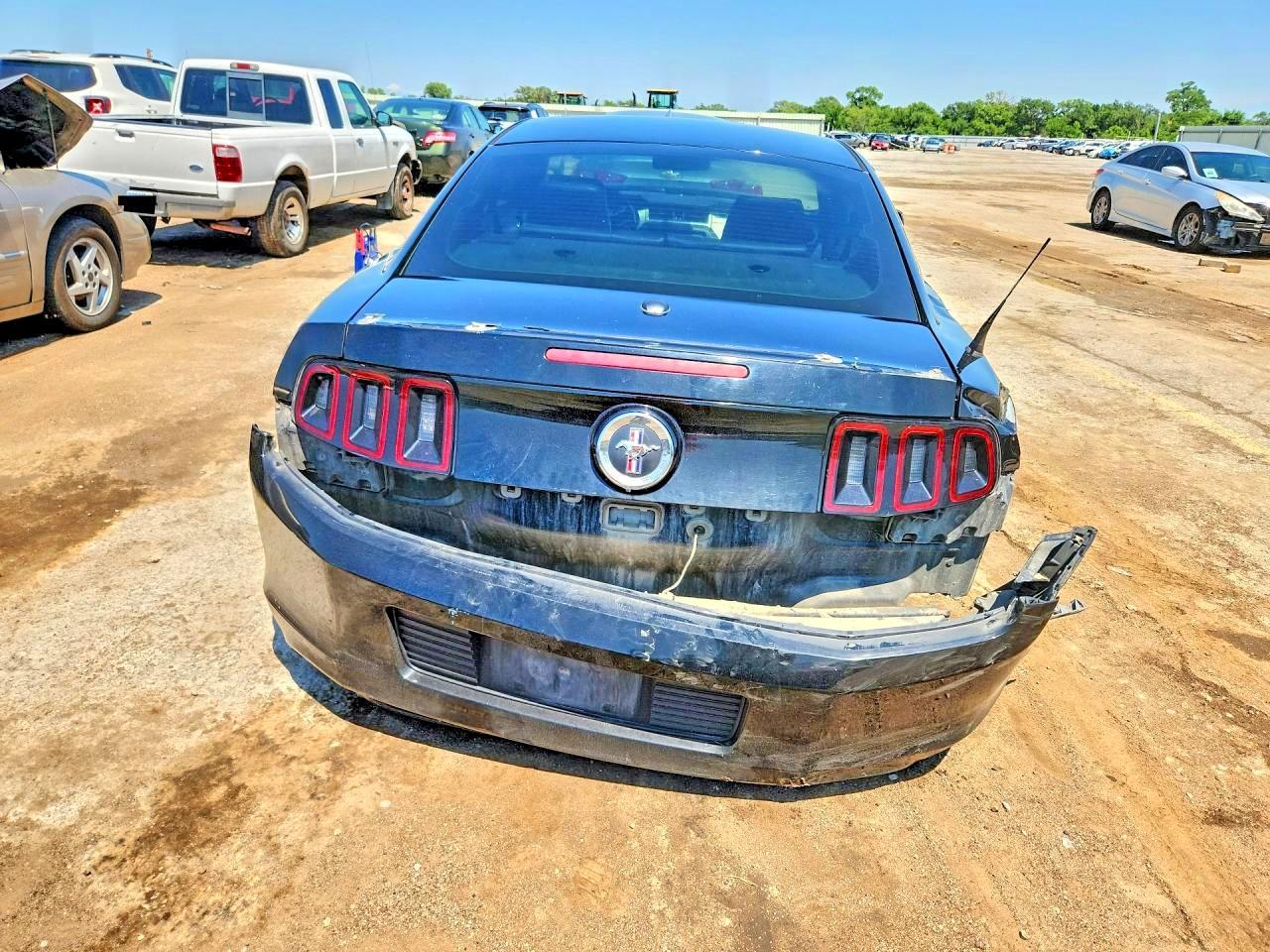 2013 FORD MUSTANG — фото 6