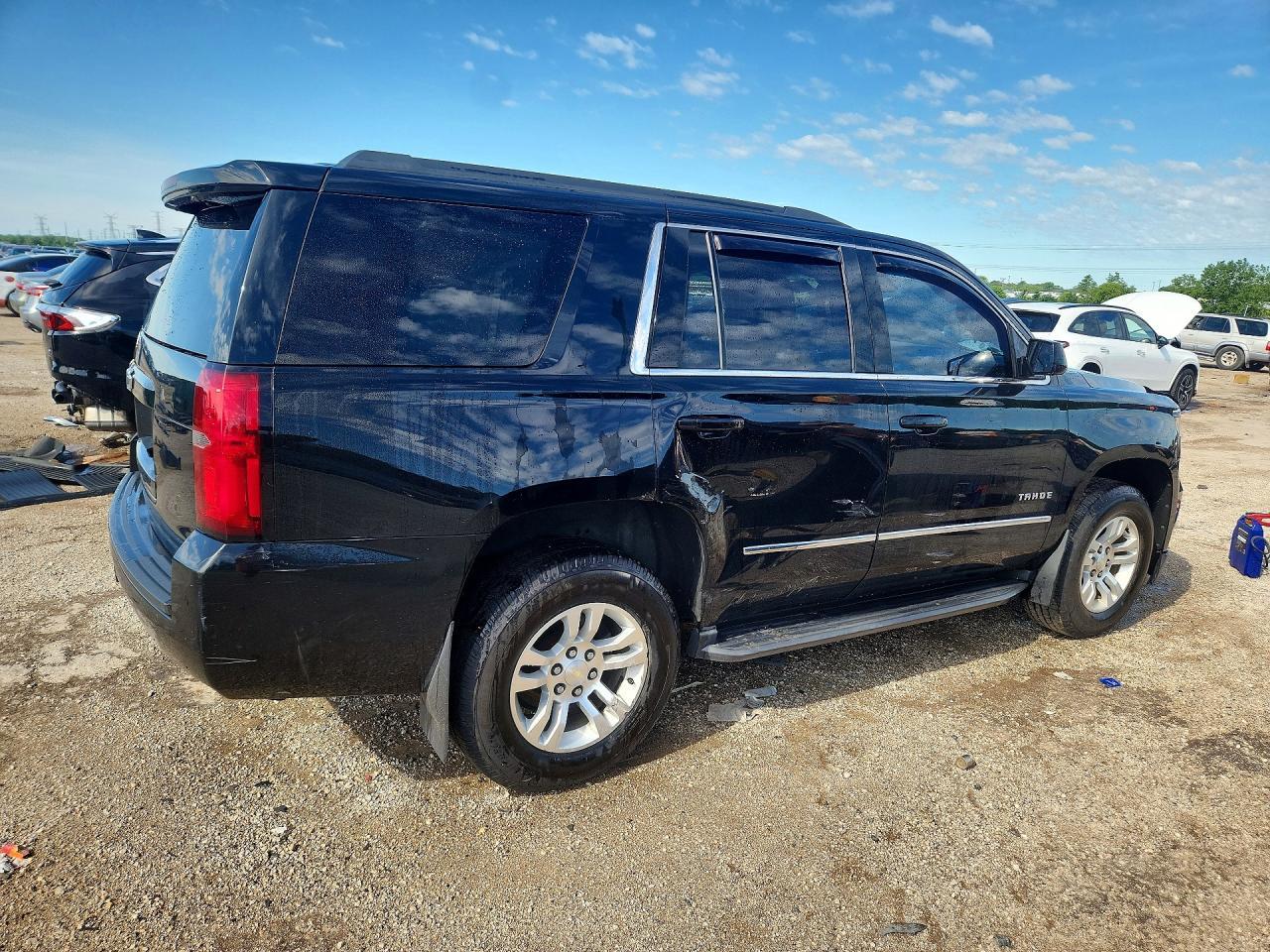 2017 CHEVROLET TAHOE — фото 3