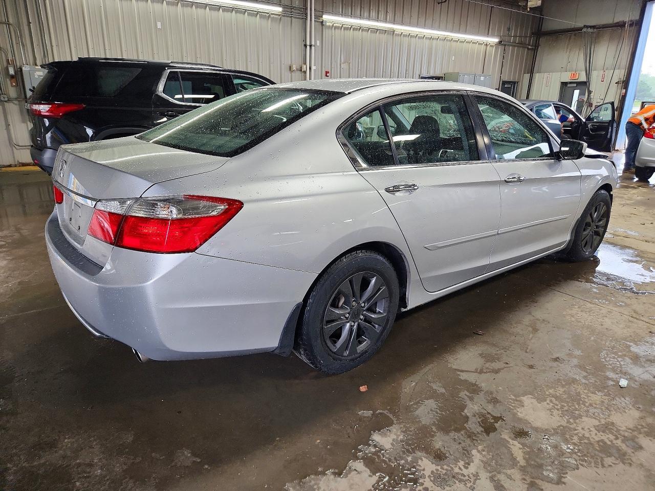 2015 HONDA ACCORD — фото 3