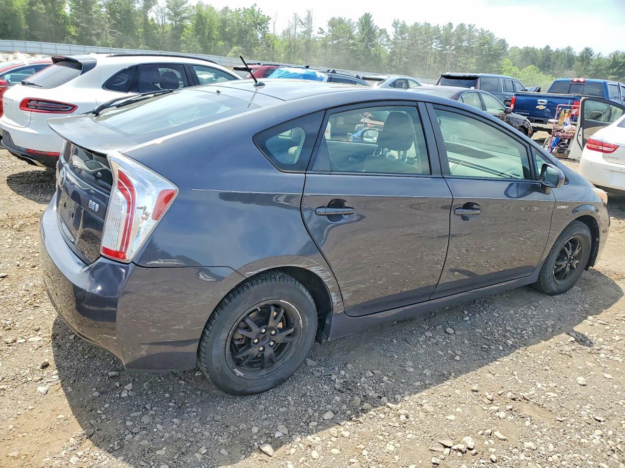 2012 TOYOTA PRIUS — фото 3